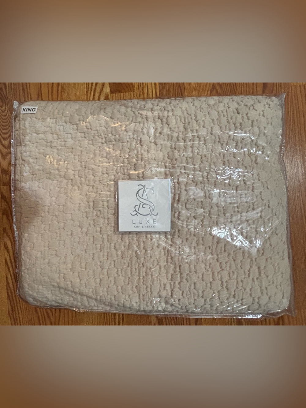 Annie Selke Luxe Lodi Matelassé King Coverlet Alabaster 100% Cotton